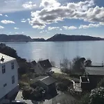 Med Panoramautsikt, Stor Uteplass Og 100 M Fra Badestrand Vila *