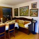 Med Panoramautsikt, Stor Uteplass Og 100 M Fra Badestrand * Bergen