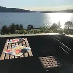 Med Panoramautsikt, Stor Uteplass Og 100 M Fra Badestrand Vila Bergen