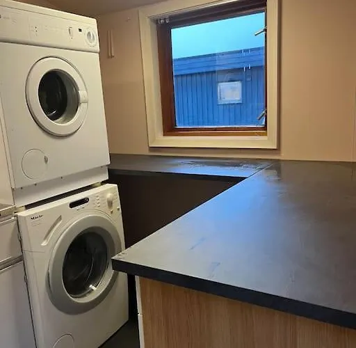 Med Panoramautsikt, Stor Uteplass Og 100 M Fra Badestrand * Bergen