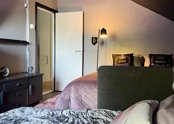 Med Panoramautsikt, Stor Uteplass Og 100 M Fra Badestrand Villa Bergen